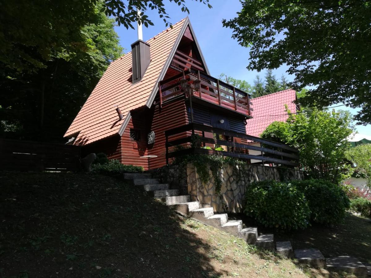 Holiday Home Mreznica Gornji Zvecaj Exterior photo