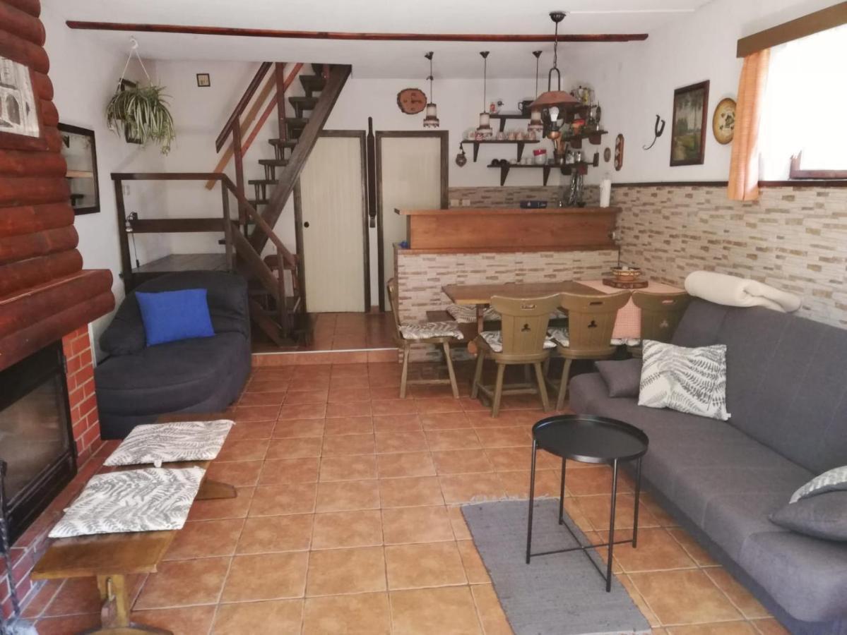 Holiday Home Mreznica Gornji Zvecaj Exterior photo